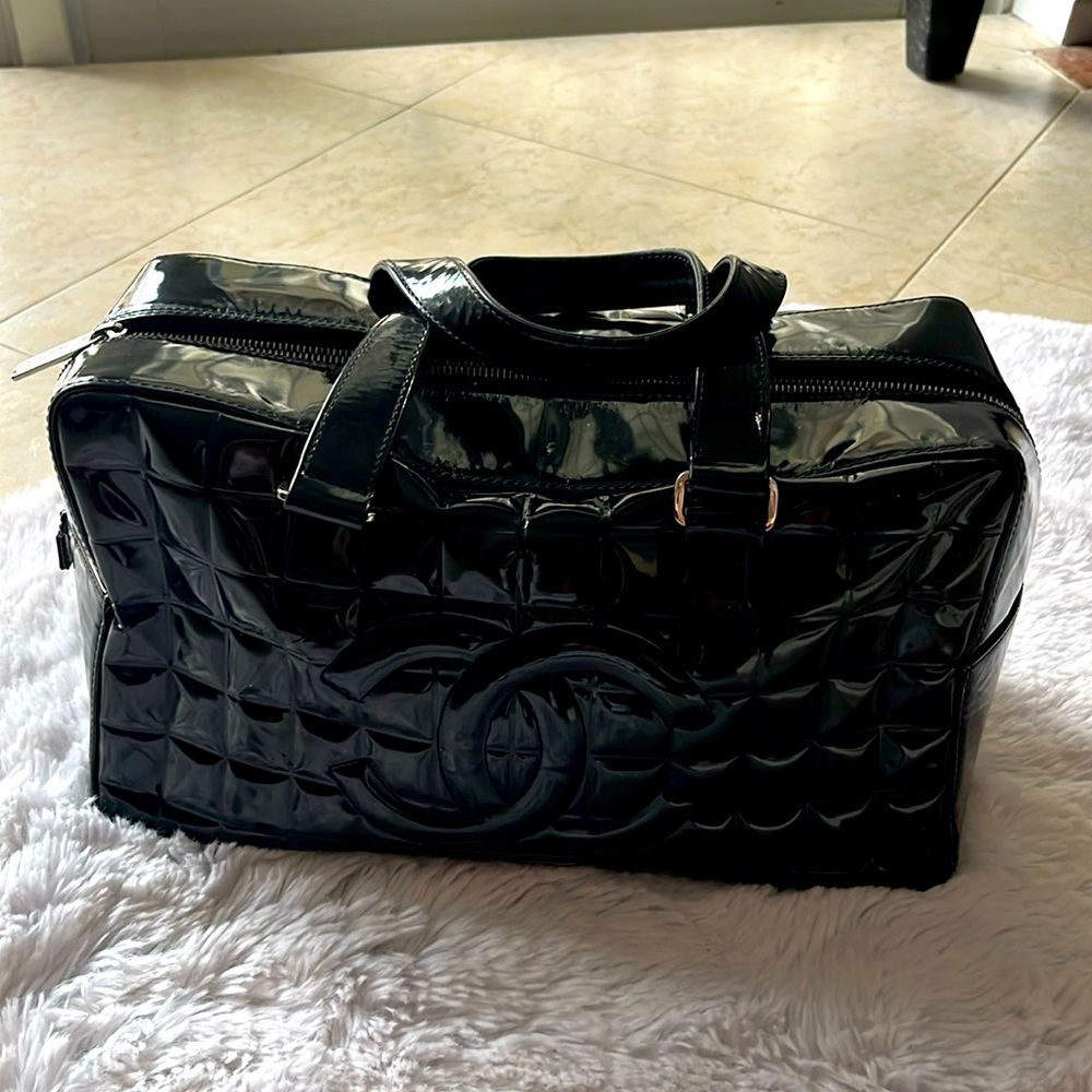 CHANEL HANBAG